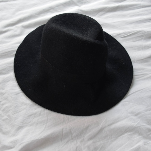 NWT Jack + Lucy Black Wool Hat